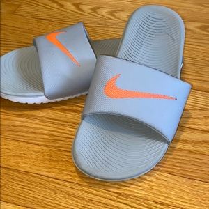 Size 10 Nike slides